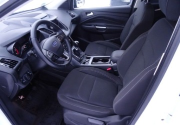 Ford Kuga III SUV 2,0 EcoBlue 120KM 2019 Ford Kuga 2.0TDCI Navi Bezwypadkowy Okazja Oplacony 2.0 Diesel 120KM, zdjęcie 11