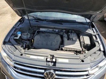 Volkswagen Tiguan II 2022 Volkswagen Tiguan SEL R-Line 2022 2.0l 2.0 Benzyna 184KM, zdjęcie 6