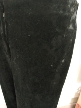 Spodnie damskie welurowe czarne Vero Moda r. M