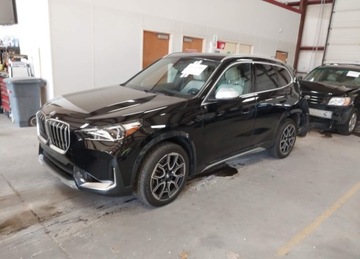 BMW X1 U11 2023 BMW X1 2023r., Xdrive28i, 2L, od ubezpieczalni 2.0 Benzyna 244KM, zdjęcie 1