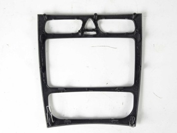 Mercedes C class W203 РАМКА ЦЕНТРАЛЬНОЙ ПАНЕЛИ