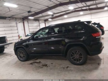 Jeep Grand Cherokee IV 2017 Jeep Grand Cherokee 2017 JEEP GRAND CHEROKEE 75TH ANNIVERSARY EDITION 4X4, zdjęcie 13
