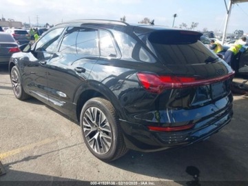 Audi Q8 2024 Audi Q8 2024 Audi Q8 e-tron Premium Plus quattro Elektryczny 414KM, zdjęcie 4