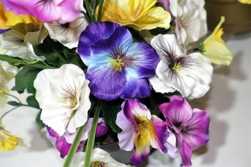 ПЛАТЬЕ на могилу, памятник, кладбище, композицию, искусственные цветы, красивые анютины глазки