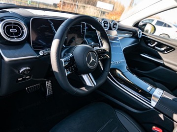 Mercedes GLC C254/X254 Coupe 2.0 300 258KM 2025 MERCEDES-BENZ GLC 300 4-Matic AMG Line 2.0 (258KM) 2025, zdjęcie 11