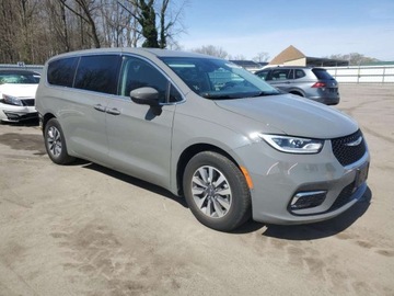 Chrysler Pacifica II 2023 Chrysler Pacifica Hybrid Touring L 2023 3.6l 3.6 Hybryda 260KM, zdjęcie 4