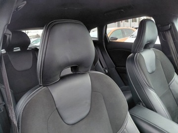 Volvo V40 II 2018 Volvo V40 R Design Automat Navi Kamera Led 1.5 Benzyna 122KM, zdjęcie 14