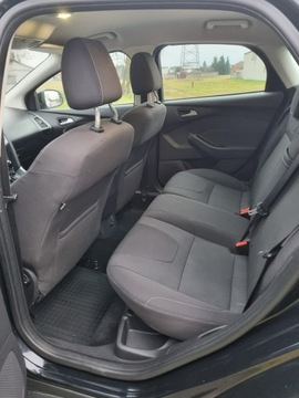 Ford Focus III Hatchback 5d 1.6 Duratec 105KM 2012 Ford Focus 1.6 benzyna 105km / Titanium / Alu /, zdjęcie 8