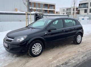 Opel Astra J Hatchback 5d 1.6 Twinport ECOTEC 115KM 2012 Opel Astra bezyna+gaz Salon Pl, zdjęcie 3