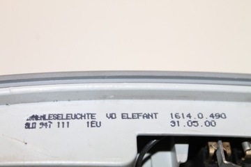 AUDI A3 8L LAMPA OSVĚTLENÍ INTERIÉR 8L0947111