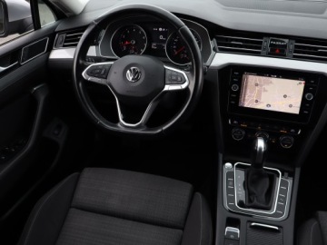 Volkswagen Passat B8 Variant Facelifting 1.5 TSI EVO 150KM 2020 VW Passat 1.5 TSI, Salon Polska, Automat, Navi, zdjęcie 6