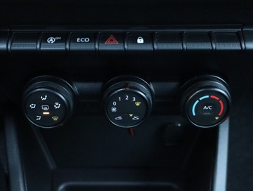 Dacia Duster II SUV 1.0 TCe 101KM 2019 Dacia Duster 1.0 TCe, Salon Polska, Serwis ASO, zdjęcie 14