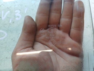 MAZDA MPV 2 II 99-06 SKLO (OKNO) LEVÝ PŘEDNÍ