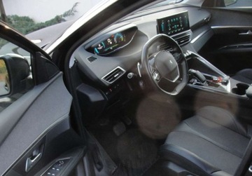 Peugeot 3008 II Plug-In Hybrid Facelifting 1.6 HYBRID 225KM 2022 Peugeot 3008 Plugin-in 1.6 Hybryda Plug-in 225KM, zdjęcie 7