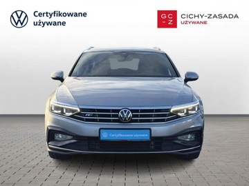 Volkswagen Passat B8 Variant Facelifting 2.0 TDI SCR 200KM 2022 Volkswagen Passat R-Line 4Mot. HarmanKardon LED Matrix Hak Kamera Cofania, zdjęcie 7
