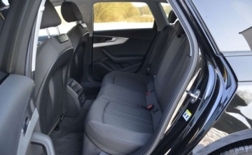 Audi A4 B9 2019 Audi A4 Avant 8W 2.0 TDI S-Tronic Kamera ACC Navi Radar Presense El.Klapa, zdjęcie 13