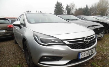 Opel Astra K Sports Tourer 1.6 CDTI 110KM 2019 Opel Astra 2019r, Salonowa, 1.6 CDTI. Uszkodzony lewy bok. VAT 23 1.6
