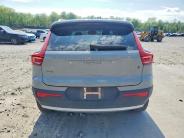 Volvo XC40 2025 Volvo XC 40 2025 VOLVO XC40 PLUS 2.0 Benzyna 255KM, zdjęcie 5