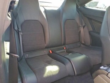 Mercedes Klasa C W205 2015 Mercedes-Benz Klasa C 2015 MERCEDES-BENZ C 250 2.0 Benzyna 241KM, zdjęcie 10