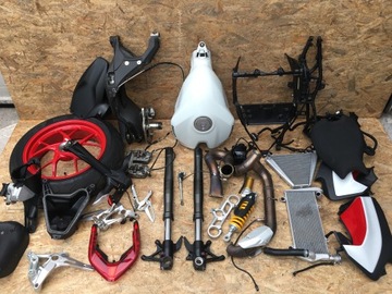 ЗАДНЕЕ КРЫЛО DUCATI PANIGALE V2 2021 56510582A