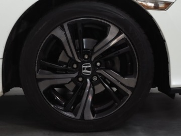 Honda Civic X Hatchback 5d 1.0 VTEC Turbo 129KM 2017 Honda Civic 1.0 VTEC Turbo, Salon Polska, zdjęcie 14