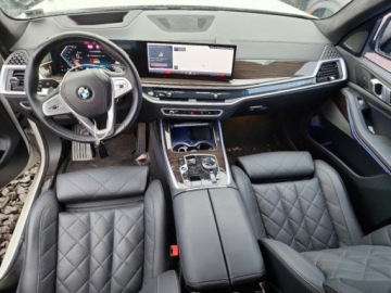 BMW X7 SUV Facelifting 3.0 40i 381KM 2025 BMW X7 2025r., xDrive40i, 3.0L, od ubezpieczalni 3.0 Benzyna 380KM, zdjęcie 7