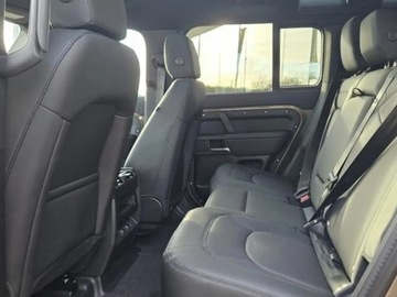 Land Rover Defender IV (L663) Hard Top 90 3.0D R6 250KM 2025 Defender 110 D250 X-Dynamic SE 3.0 (250KM) 2025, zdjęcie 9