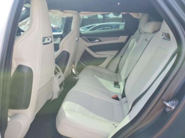 Jaguar F-Pace 2022 Jaguar F-Pace SVR 2022 5.0 Benzyna 542KM, zdjęcie 10