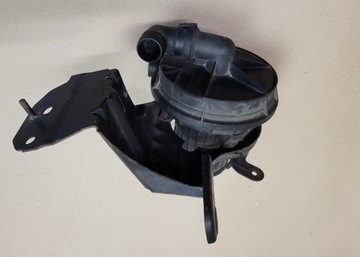 POMPA WTÓRNA POWIETRZA WTÓRNEGO WSPORNIK VW PASSAT B5 3B AUDI SEAT SKODA OE