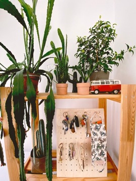 Универсальная витрина для украшений 40 х 30 см.