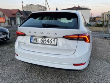 Skoda Octavia IV Kombi 2.0 TDI 150KM 2022 Skoda Octavia 2.0 TDI 150 KM DSG AMBITION BEZWYPADKOWY 2.0 Diesel 150KM, zdjęcie 8