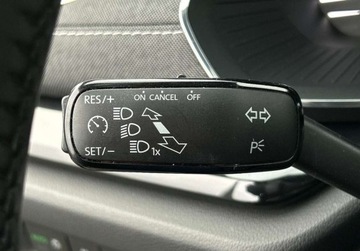 Skoda Octavia IV Liftback 1.5 TSI EVO 150KM 2023 Skoda Octavia Style, LED Matrix, Tempomat, Virtual Cockpit, Kamera cofania, zdjęcie 20