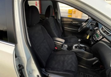 Nissan X-Trail III Terenowy dCi 130KM 2015 Nissan X-Trail Niski Przebieg, Manual, 4x4 Ledy Gwarancja 1.6 Diesel 130KM, zdjęcie 15