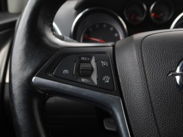 Opel Mokka I SUV 1.4 Turbo ECOTEC 140KM 2014 Opel Mokka 1.4 Turbo, 4X4, Skóra, Navi, Xenon, zdjęcie 17