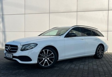 Mercedes Klasa E W213 All-Terrain 2.0 220d 194KM 2018 Mercedes-Benz Klasa E 4x4 Head-Up Navi Kamera Skora Automat FV23, zdjęcie 2