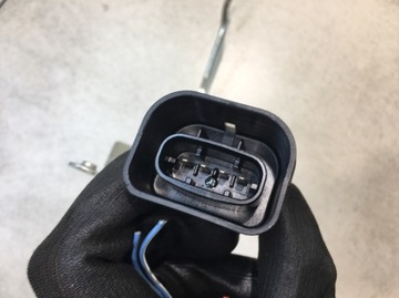 ZÁMEK DVEŘE PRAVÝ ZADNÍ DAIHATSU TERIOS I 4 PIN