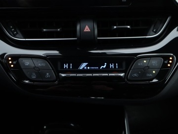 Toyota C-HR I Crossover 1.8 Hybrid 122KM 2016 Toyota C-HR 1.8 Hybrid, Salon Polska, Automat, zdjęcie 14