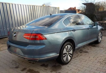 Volkswagen Passat B8 2017 Volkswagen Passat Okazja 1.4 Hybryda Plug-in 156KM, zdjęcie 13