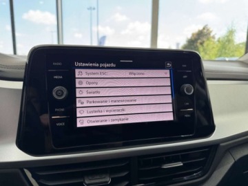 Volkswagen T-Roc I SUV Facelifting 1.5 TSI ACT 150KM 2023 Volkswagen T-Roc Life Kamera cofania LED CarPlayAndroid Auto Asystent, zdjęcie 32