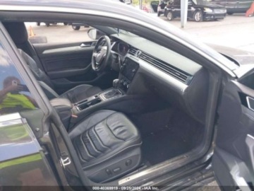 Volkswagen Arteon 2020 Volkswagen Arteon R-Line, 2020r., 2.0L 2.0 Benzyna 268KM, zdjęcie 8