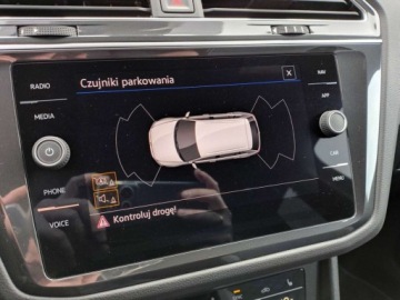 Volkswagen Tiguan II SUV R 2.0 TSI 320KM 2023 Volkswagen Tiguan Matrix LED DCC ACC Digital Cockpit 20 Keyless CarPlayAnd, zdjęcie 19