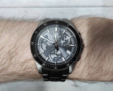 MĘSKI SZARY STALOWY ZEGAREK CASIO EDIFICE CHRONOGRAF EFV-540DC -1CVUEF