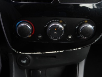 Renault Clio IV Grandtour  0.9 ENERGY Tce 90KM 2014 Renault Clio 0.9 TCe, Salon Polska, Serwis ASO, zdjęcie 15