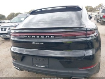 Porsche Cayenne III 2024 Porsche Cayenne 2024 PORSCHE CAYENNE E-HYBRID COUPE 3.0 Hybryda 300KM, zdjęcie 4