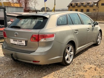 Toyota Avensis III Wagon 1.8 Valvematic 147KM 2009 Toyota Avensis Panorama Hak Zadbany 1.8 Benzyna 147KM, zdjęcie 2