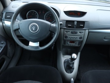 Renault Thalia II 1.2 16v 75KM 2010 Renault Thalia 1.2 16V, Salon Polska, zdjęcie 6