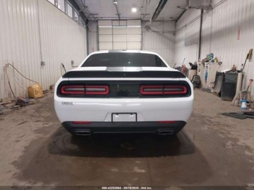 Dodge Challenger III 2021 Dodge Challenger DODGE CHALLENGER SXT AWD 3.6 Benzyna 303KM, zdjęcie 5