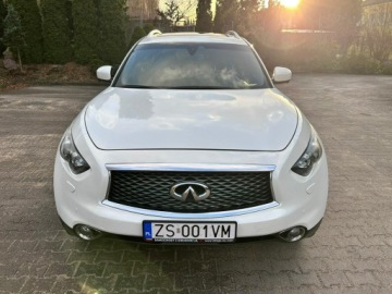 Infiniti QX70 3.7 V6 320KM 2017 Infiniti QX70 S Premium 3.7 V6 320KM | PO REMONCIE, zdjęcie 14