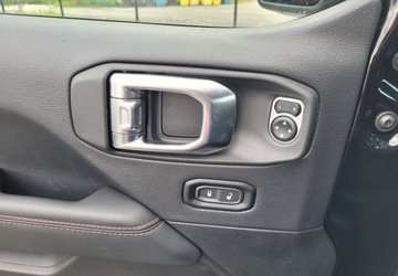 Jeep Wrangler IV 80th Anniversary 2d  Seria 6 2.0 GME Turbo 272KM 2025 Jeep Wrangler BENZYNOWY RUBICON GME Silnik: 2.0 Turbo 272 KM 2.0 Benzyna, zdjęcie 19