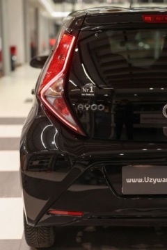 Toyota Aygo II Hatchback 3d Facelifting 1.0 VVT-i 72KM 2021 Toyota Aygo 1.0 VVT-i Black Edition X-shift Benzyna 72KM, zdjęcie 23